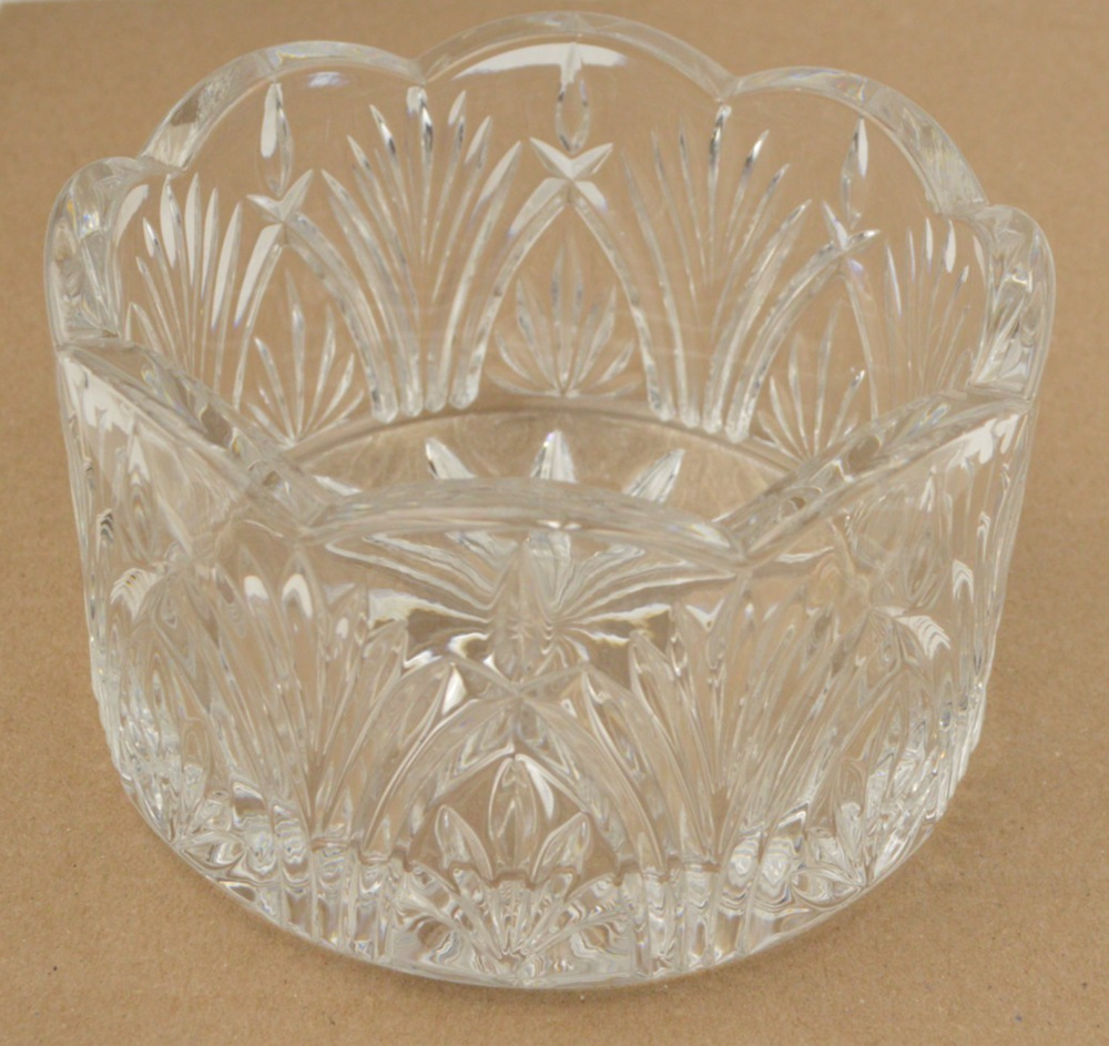 Vintage Cut Crystal Small Candy Nut Bowl Scalloped Rim Star Fan Pattern 5-1/4"